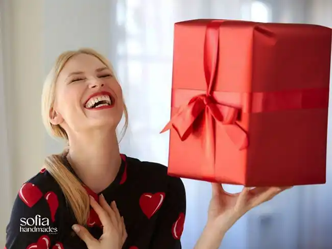 انتخاب هدیه برای خانم ها